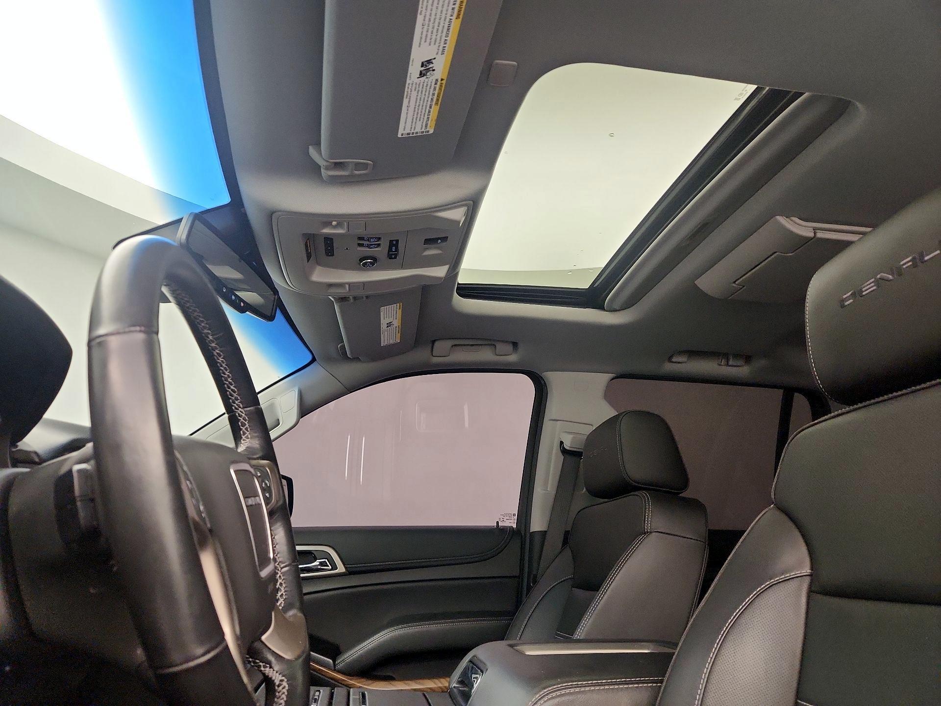 Thumbnail: 2019 GMC Yukon - 19