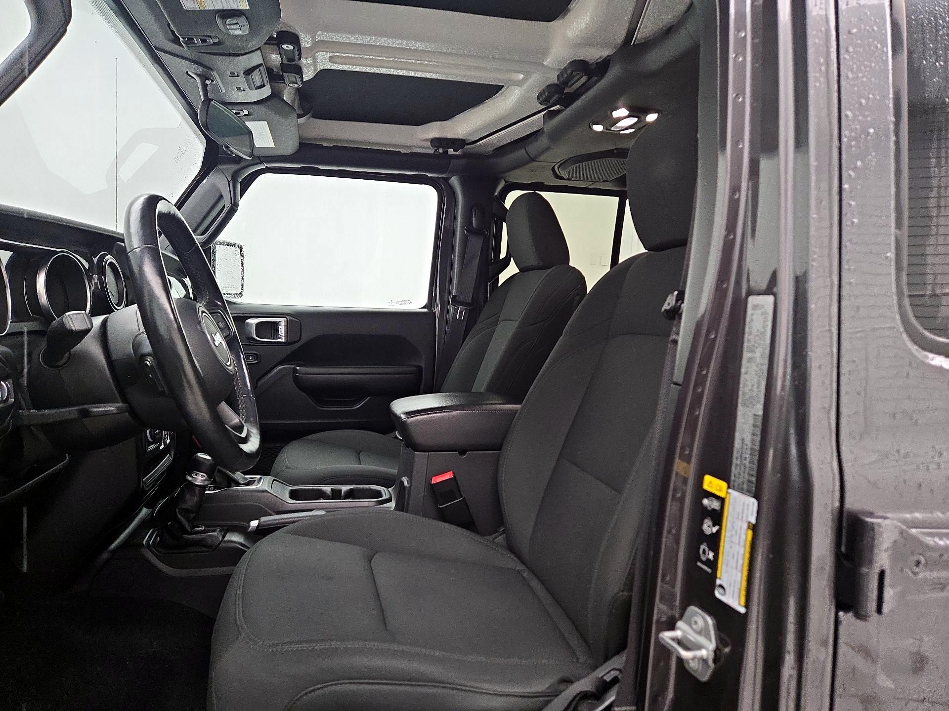 Thumbnail: 2021 Jeep Wrangler - 11