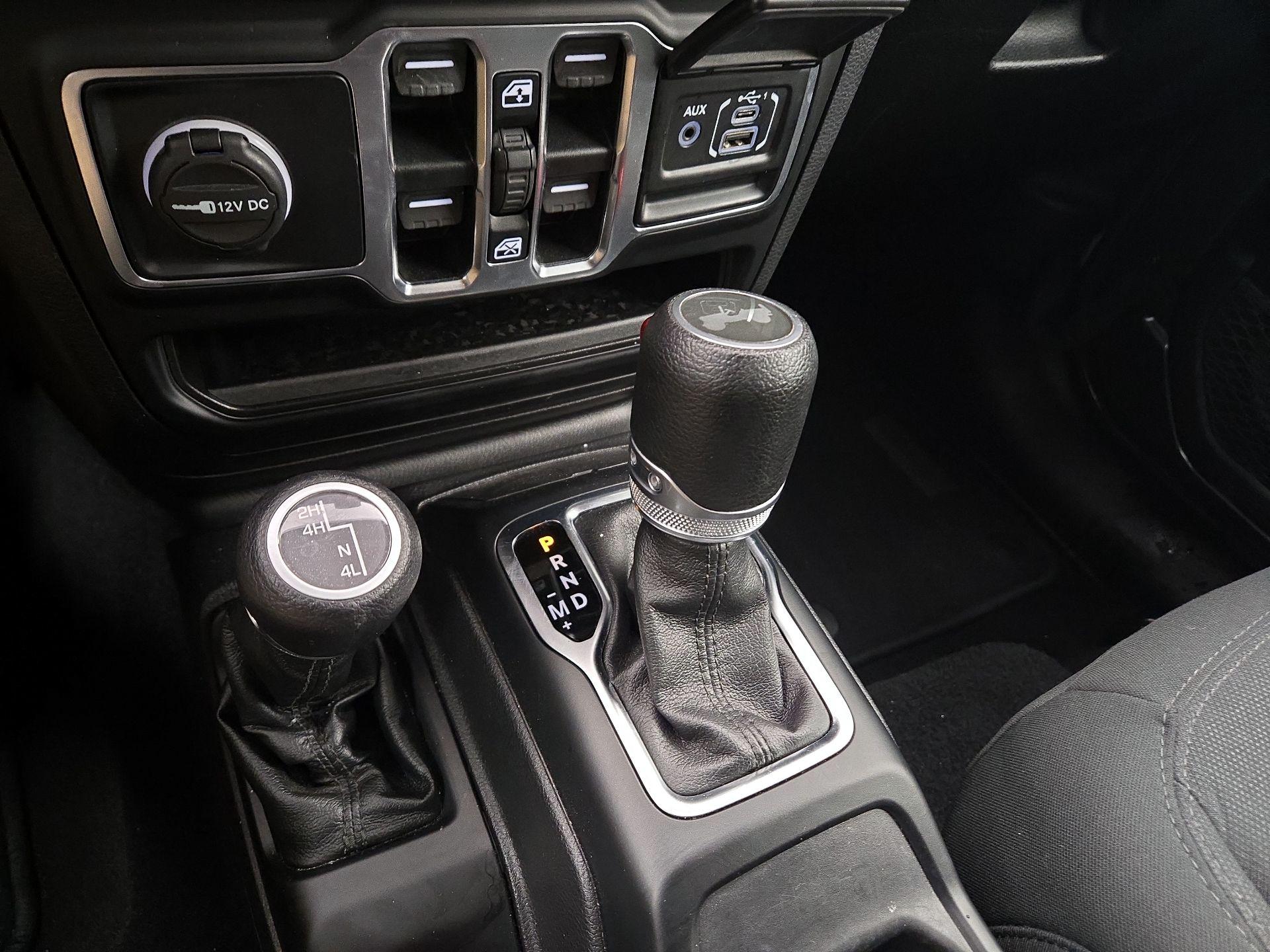 Thumbnail: 2021 Jeep Wrangler - 17