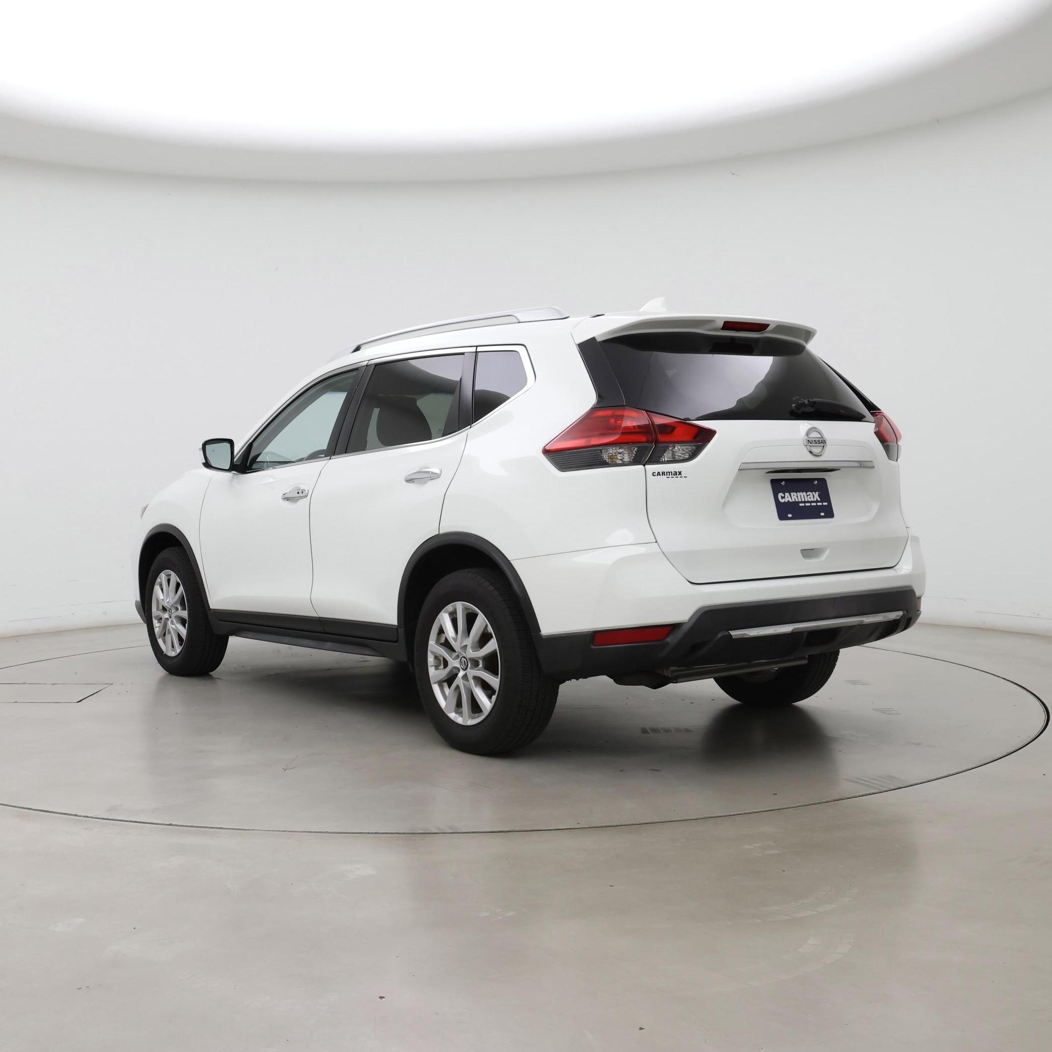 Thumbnail: 2017 Nissan Rogue - 2