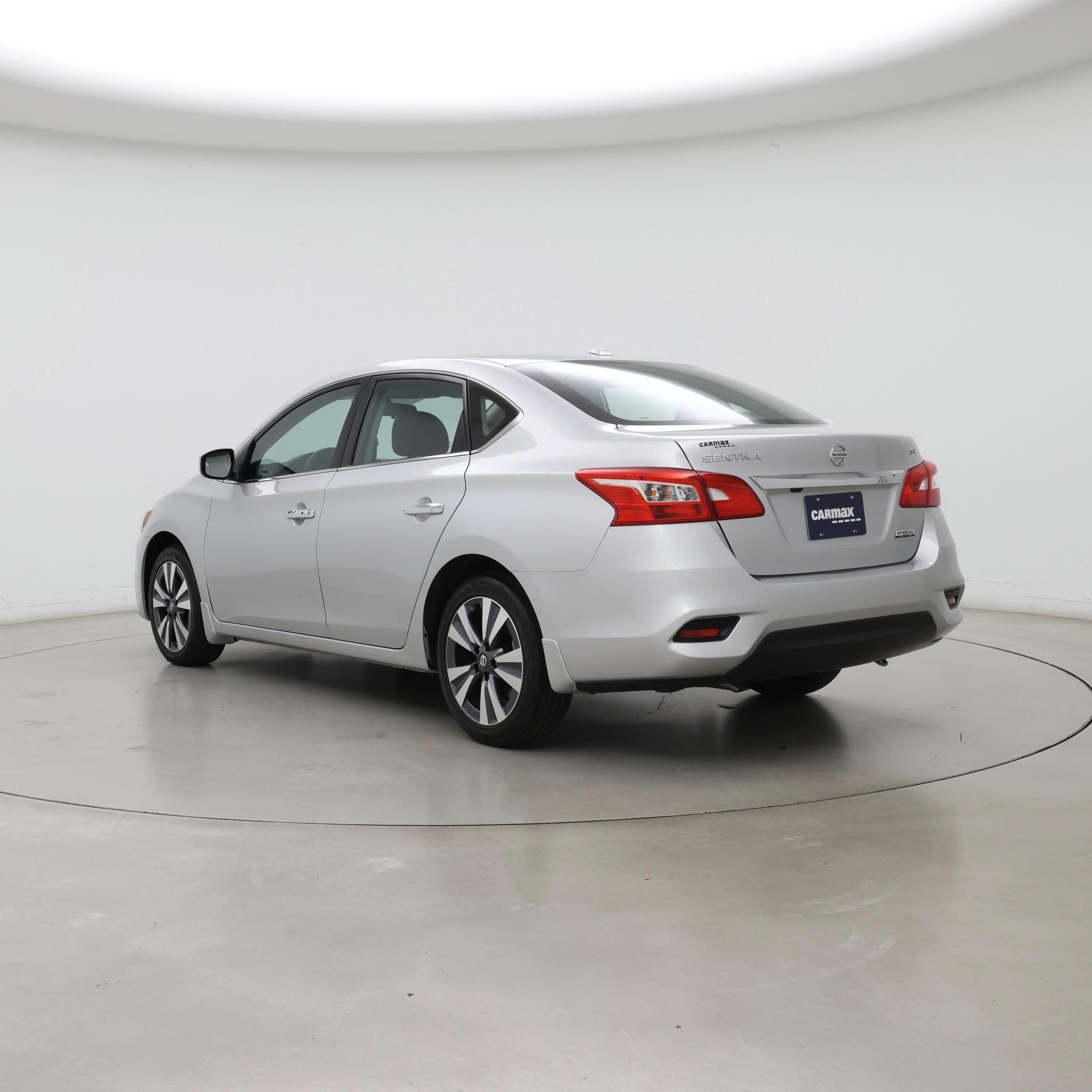 Thumbnail: 2019 Nissan Sentra - 2