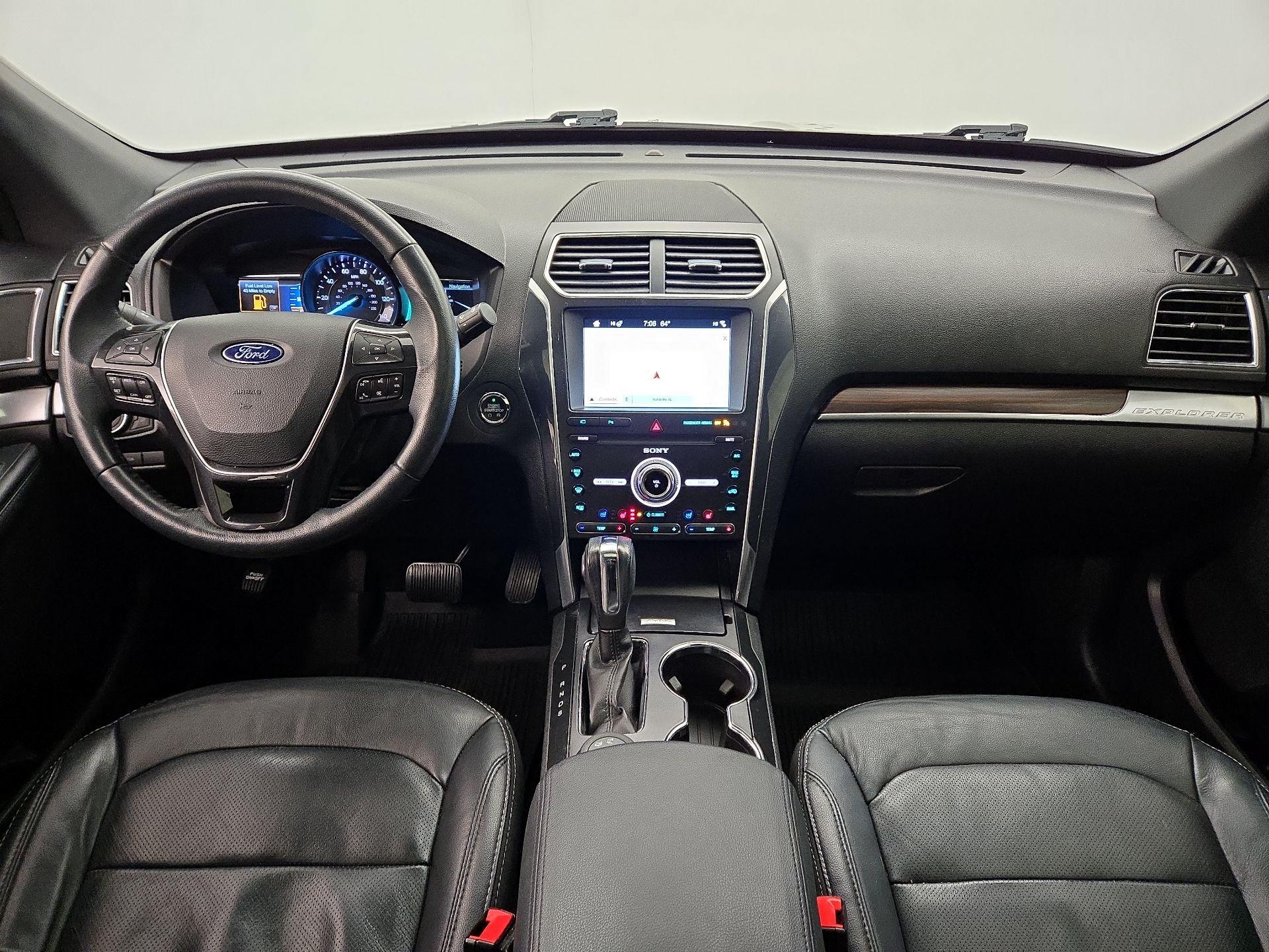 Thumbnail: 2019 Ford Explorer - 9