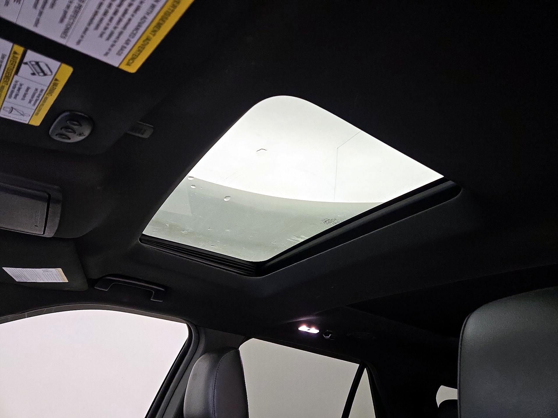 Thumbnail: 2019 Ford Explorer - 19