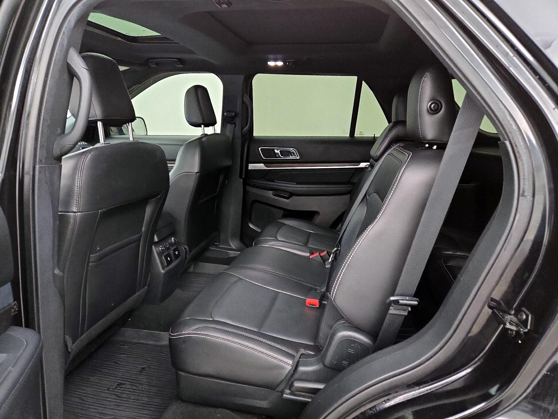 Thumbnail: 2019 Ford Explorer - 20