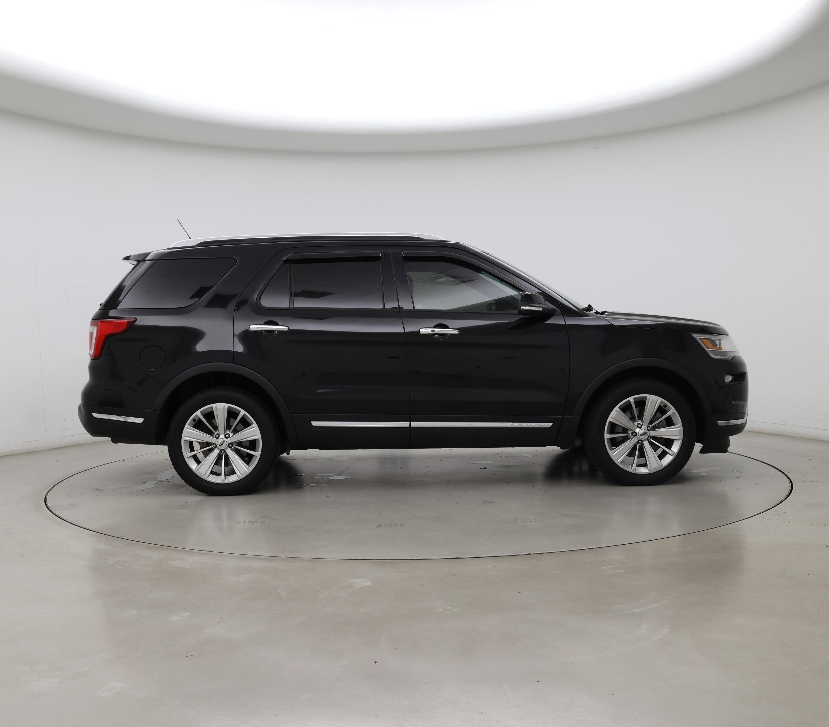 Thumbnail: 2019 Ford Explorer - 7