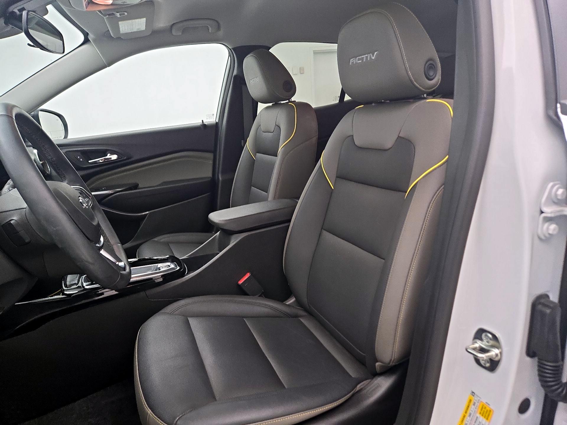 Thumbnail: 2025 Chevrolet Trax - 11