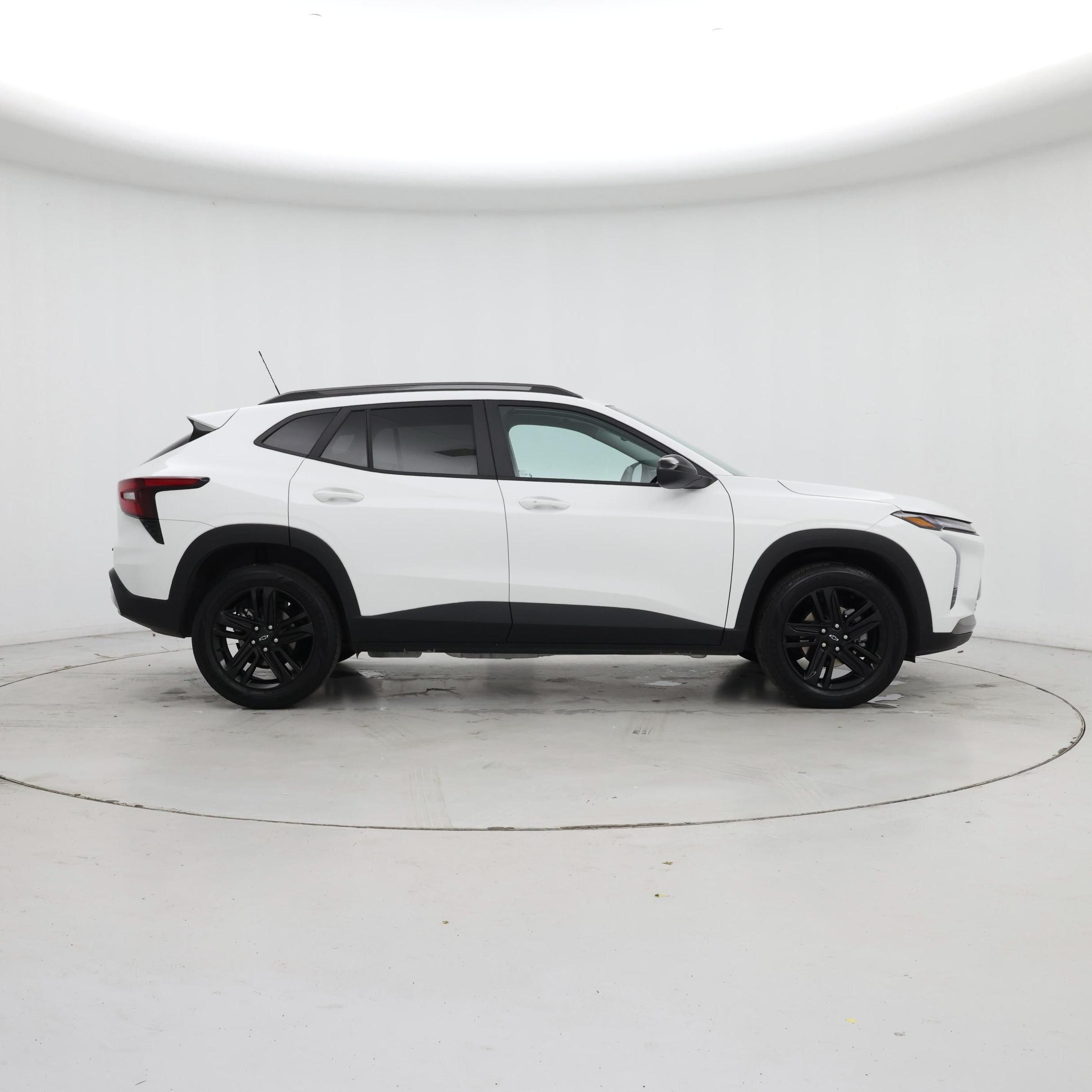 Thumbnail: 2025 Chevrolet Trax - 7