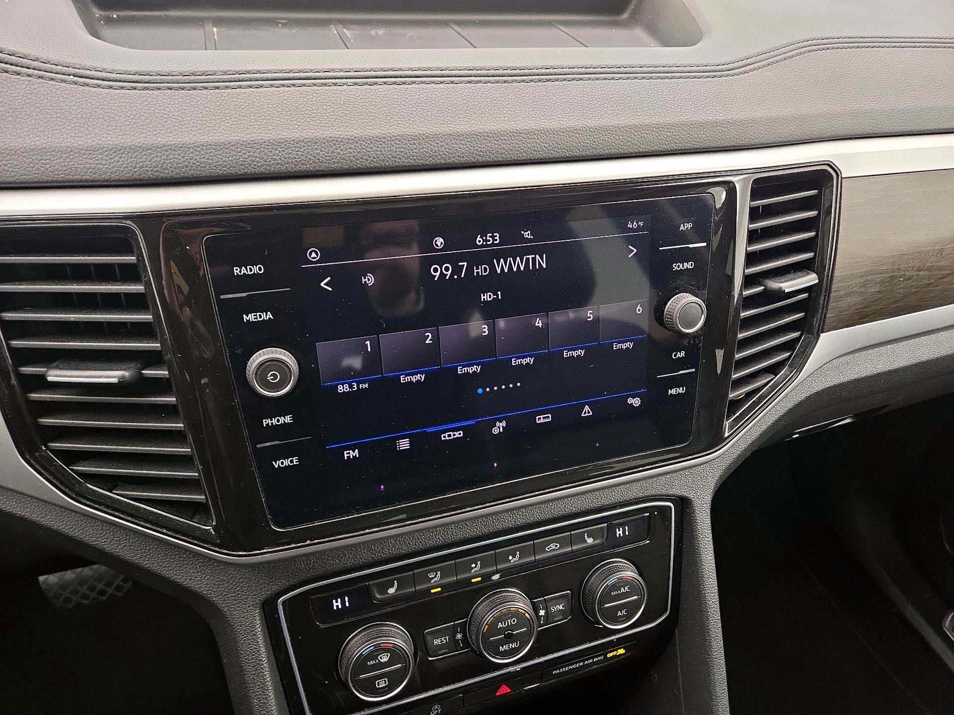 Thumbnail: 2022 Volkswagen Atlas - 15