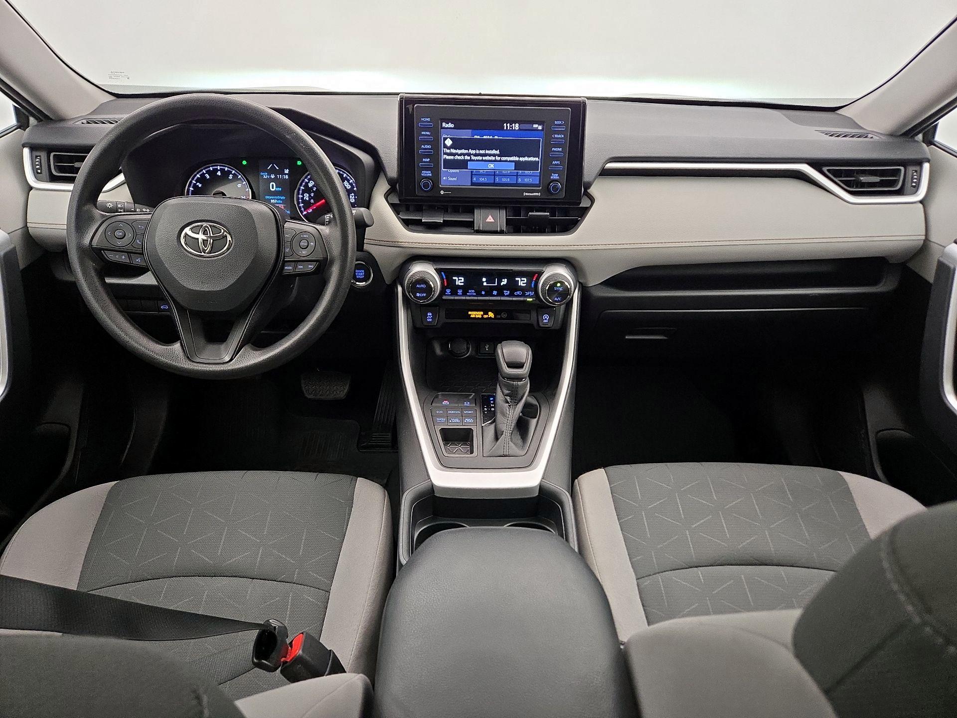 Thumbnail: 2021 Toyota RAV4 - 9