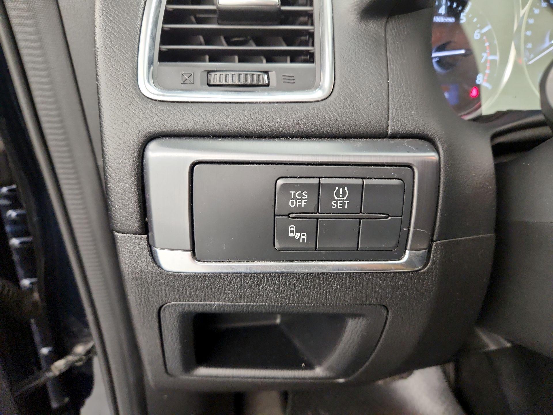 Thumbnail: 2016 Mazda CX-5 - 13