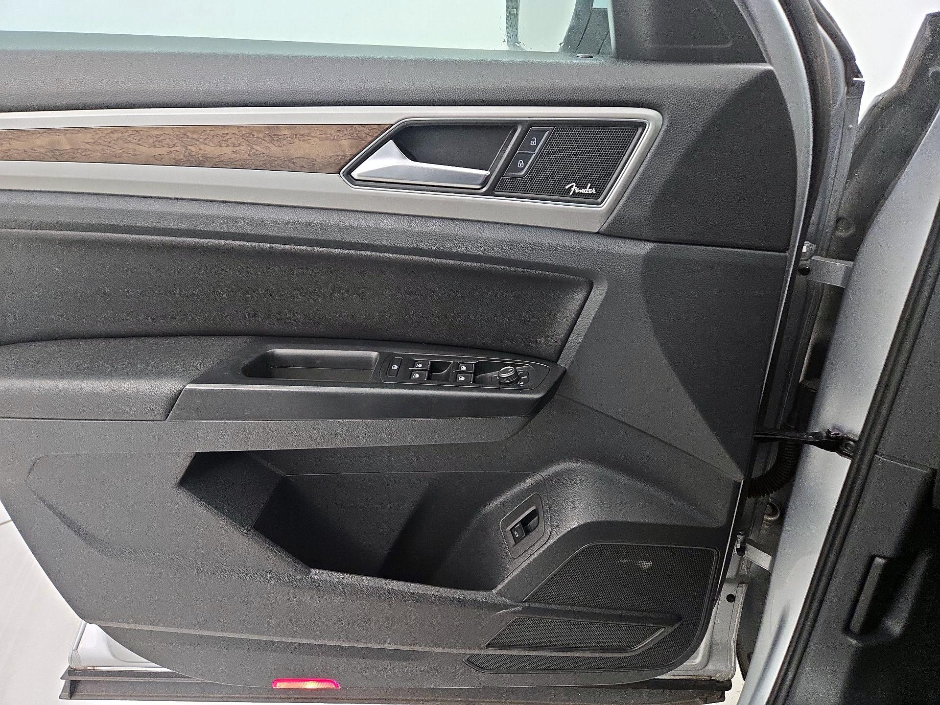 Thumbnail: 2018 Volkswagen Atlas - 12