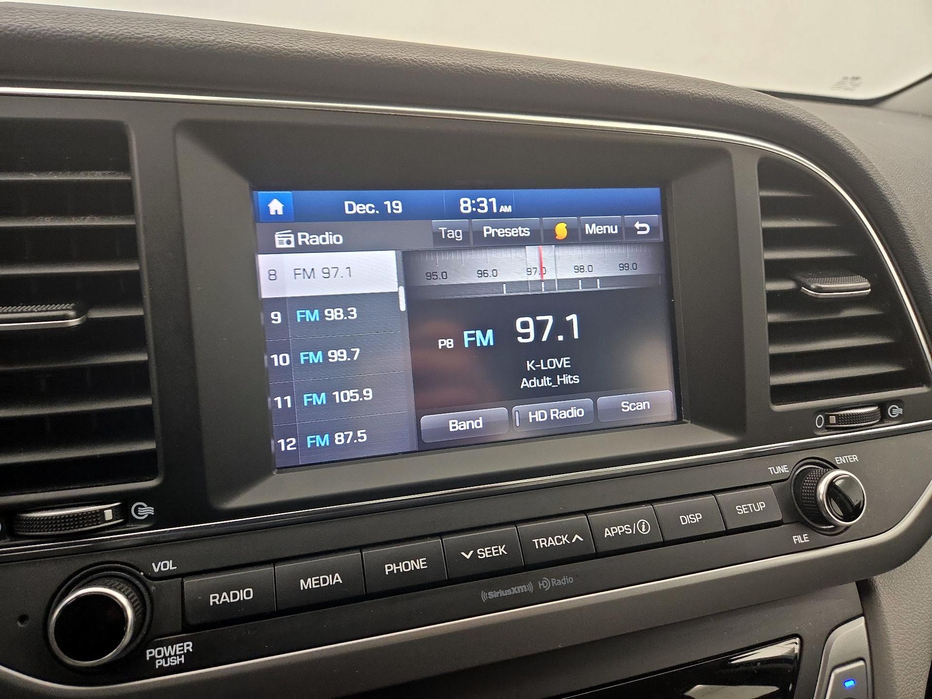 Thumbnail: 2017 Hyundai Elantra - 15