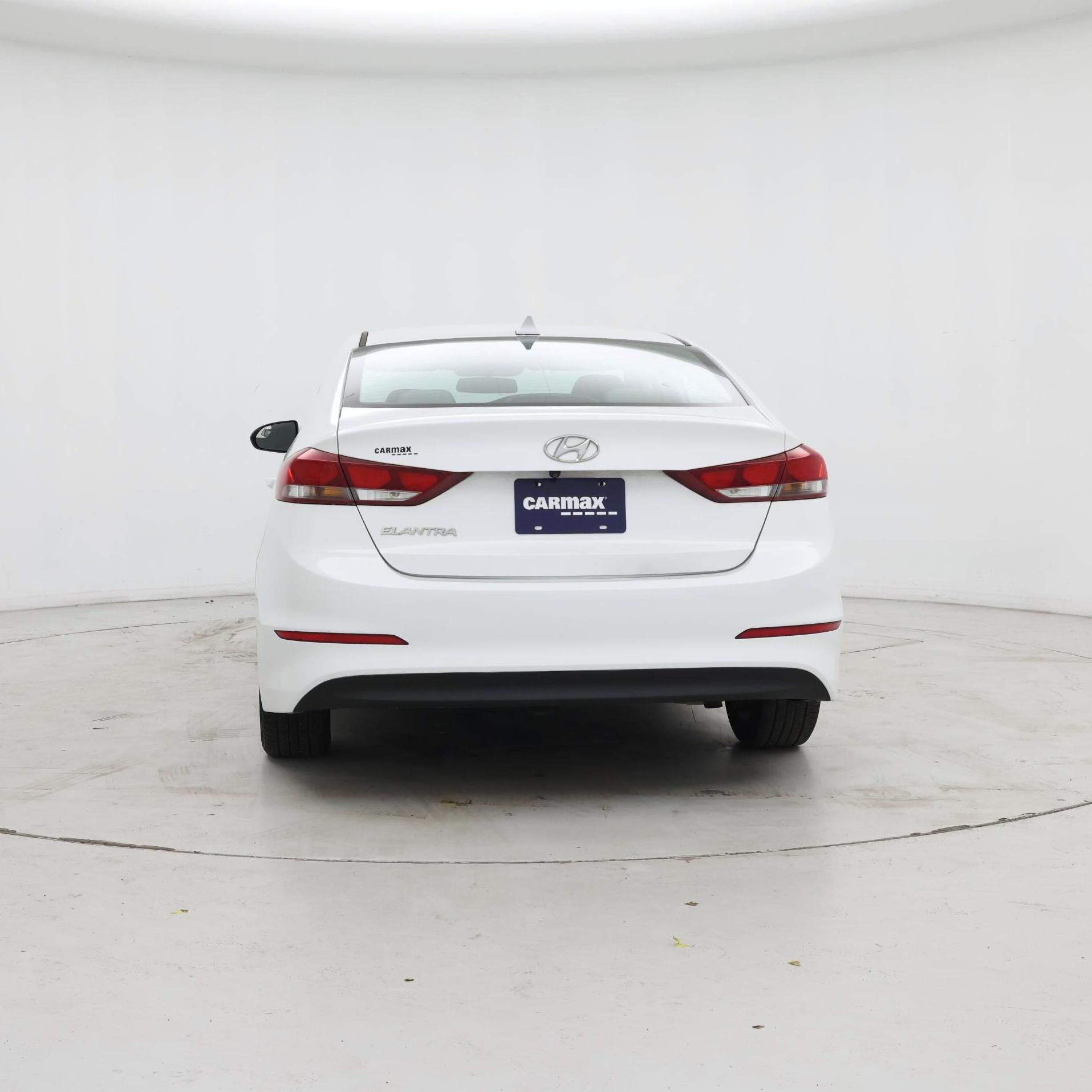 Thumbnail: 2017 Hyundai Elantra - 6