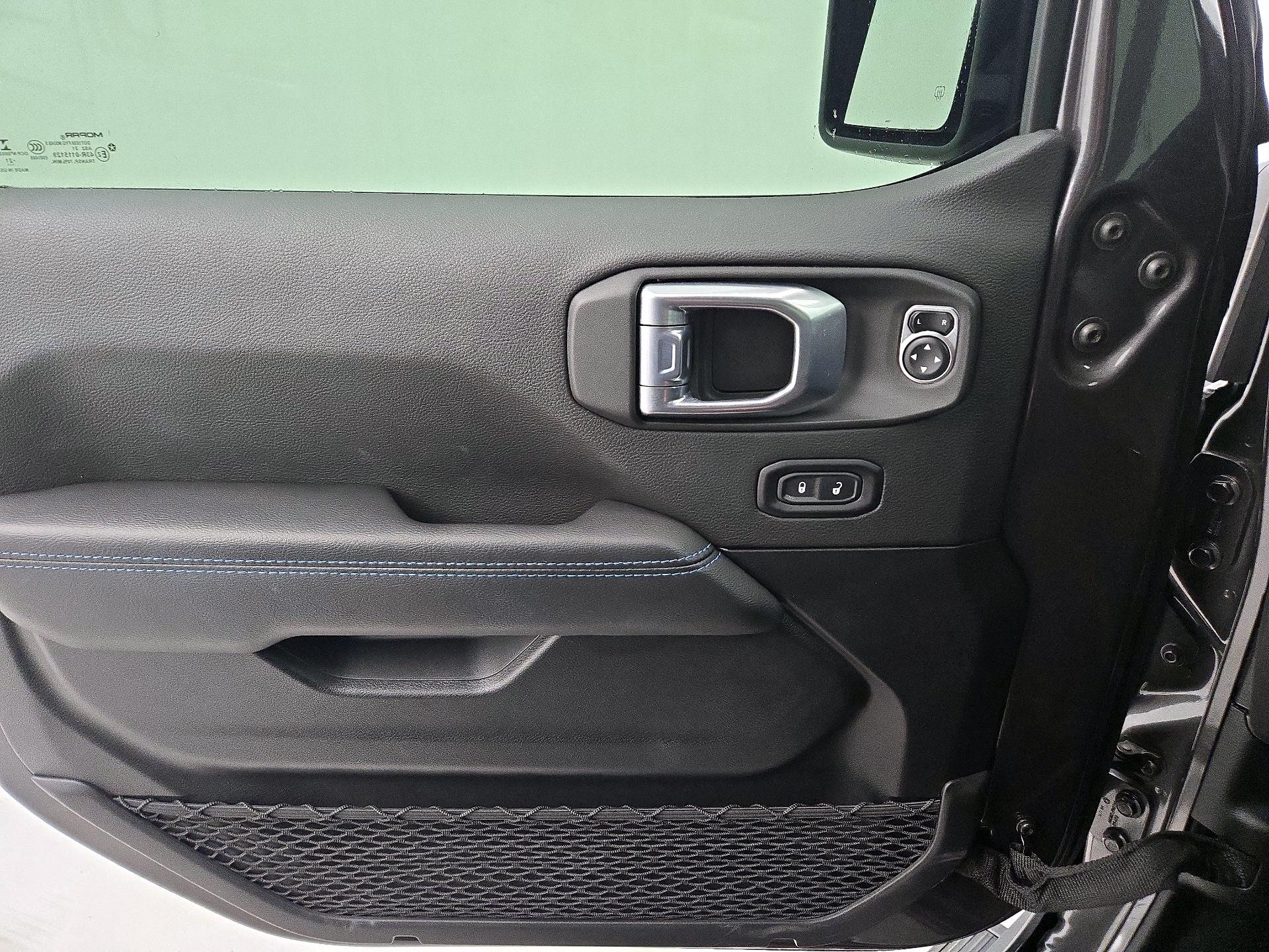 Thumbnail: 2021 Jeep Wrangler - 12