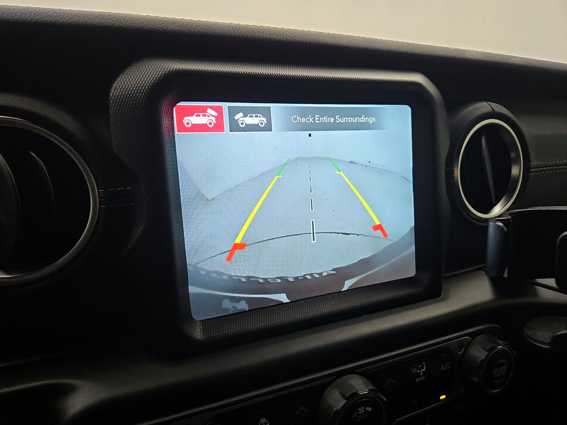 Thumbnail: 2021 Jeep Wrangler - 15