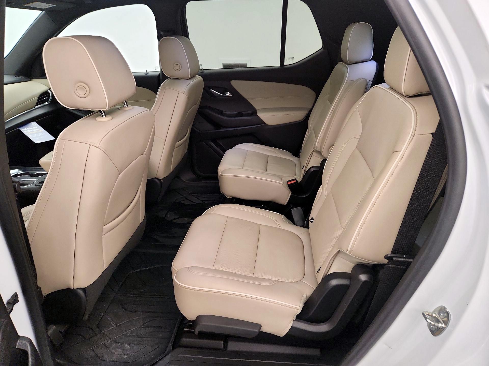 Thumbnail: 2022 Chevrolet Traverse - 19