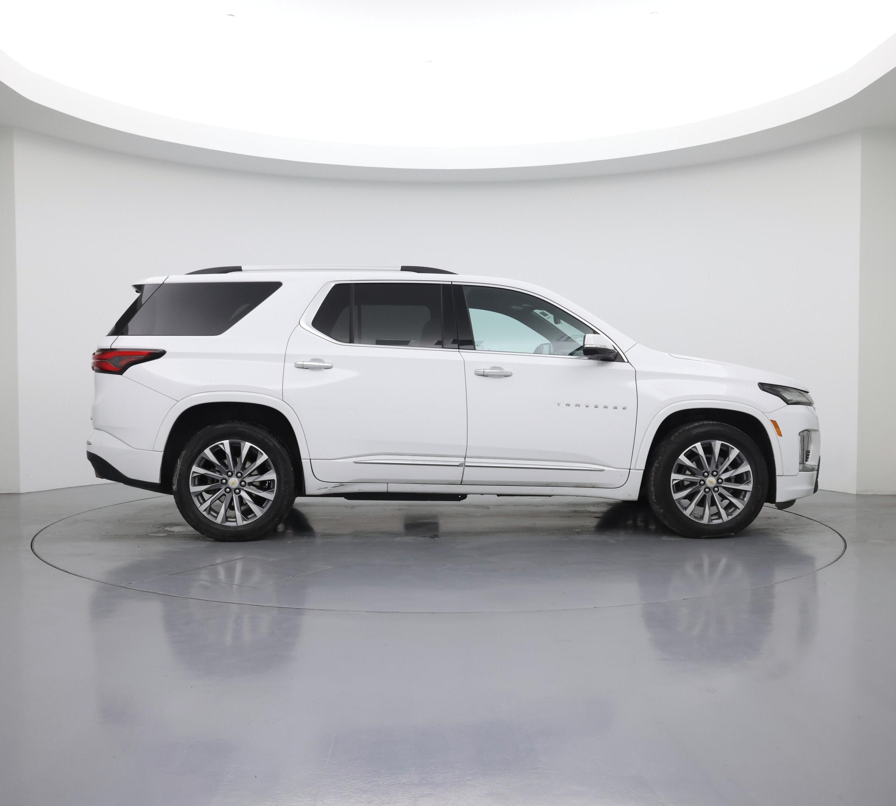 Thumbnail: 2022 Chevrolet Traverse - 7