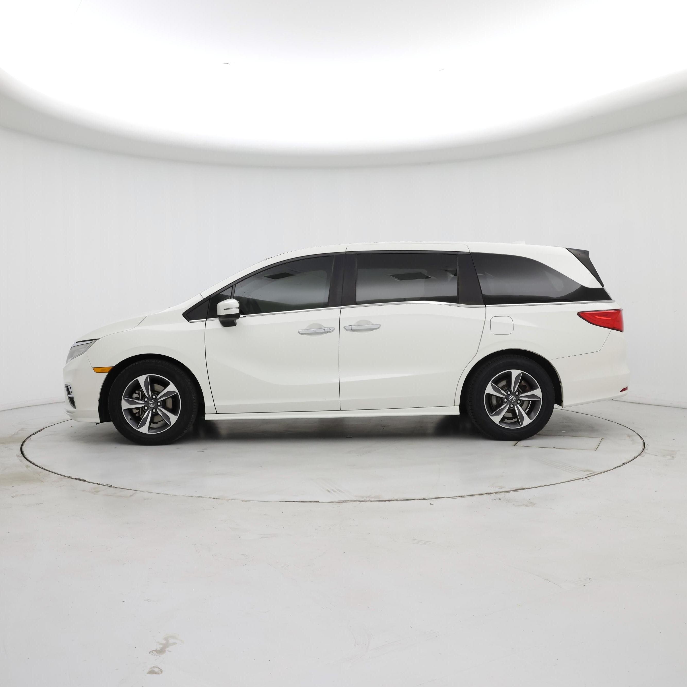 Thumbnail: 2019 Honda Odyssey - 3