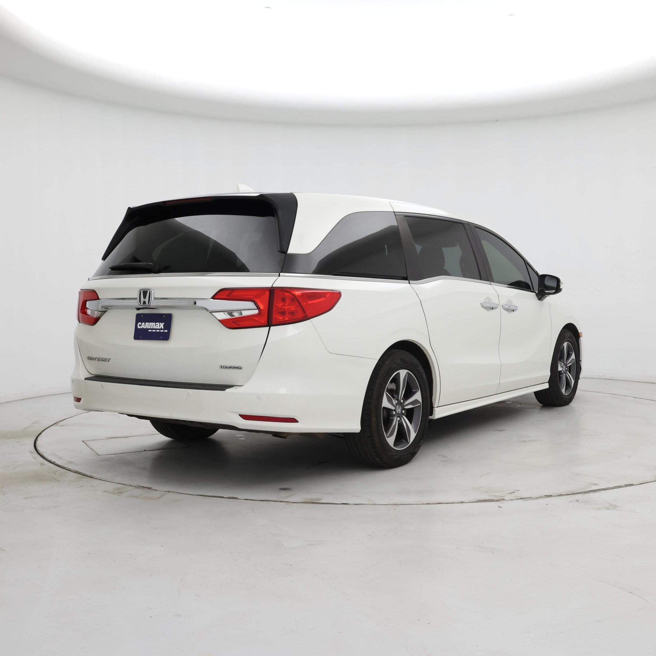 Thumbnail: 2019 Honda Odyssey - 8