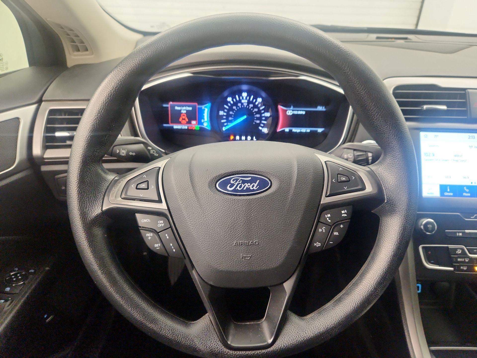 Thumbnail: 2020 Ford Fusion - 10