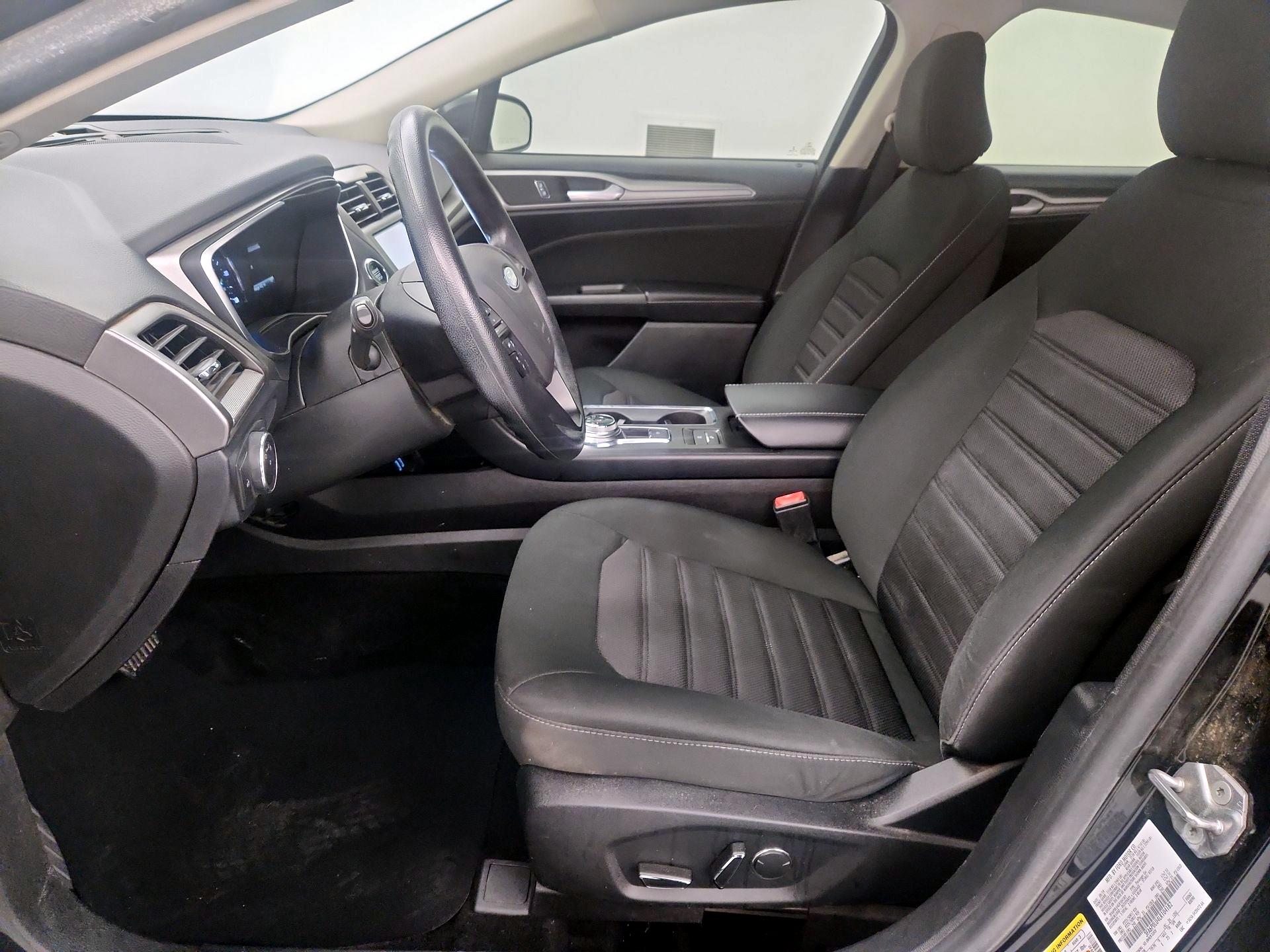 Thumbnail: 2020 Ford Fusion - 11