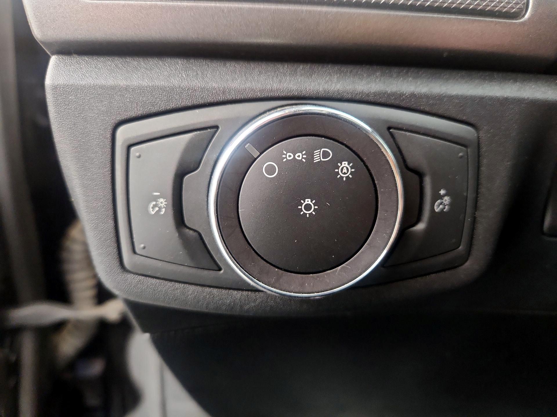 Thumbnail: 2020 Ford Fusion - 13