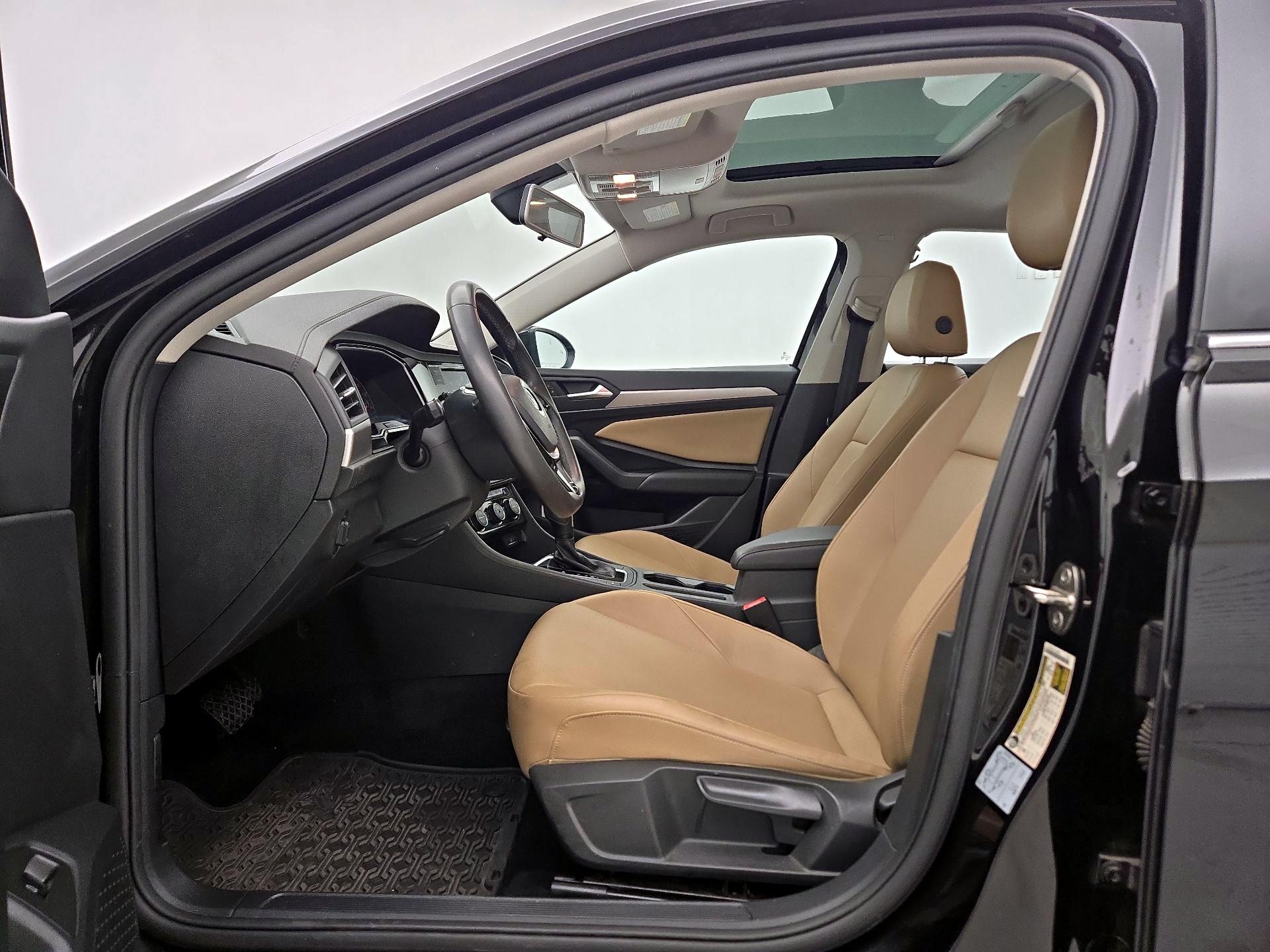 Thumbnail: 2020 Volkswagen Jetta - 11