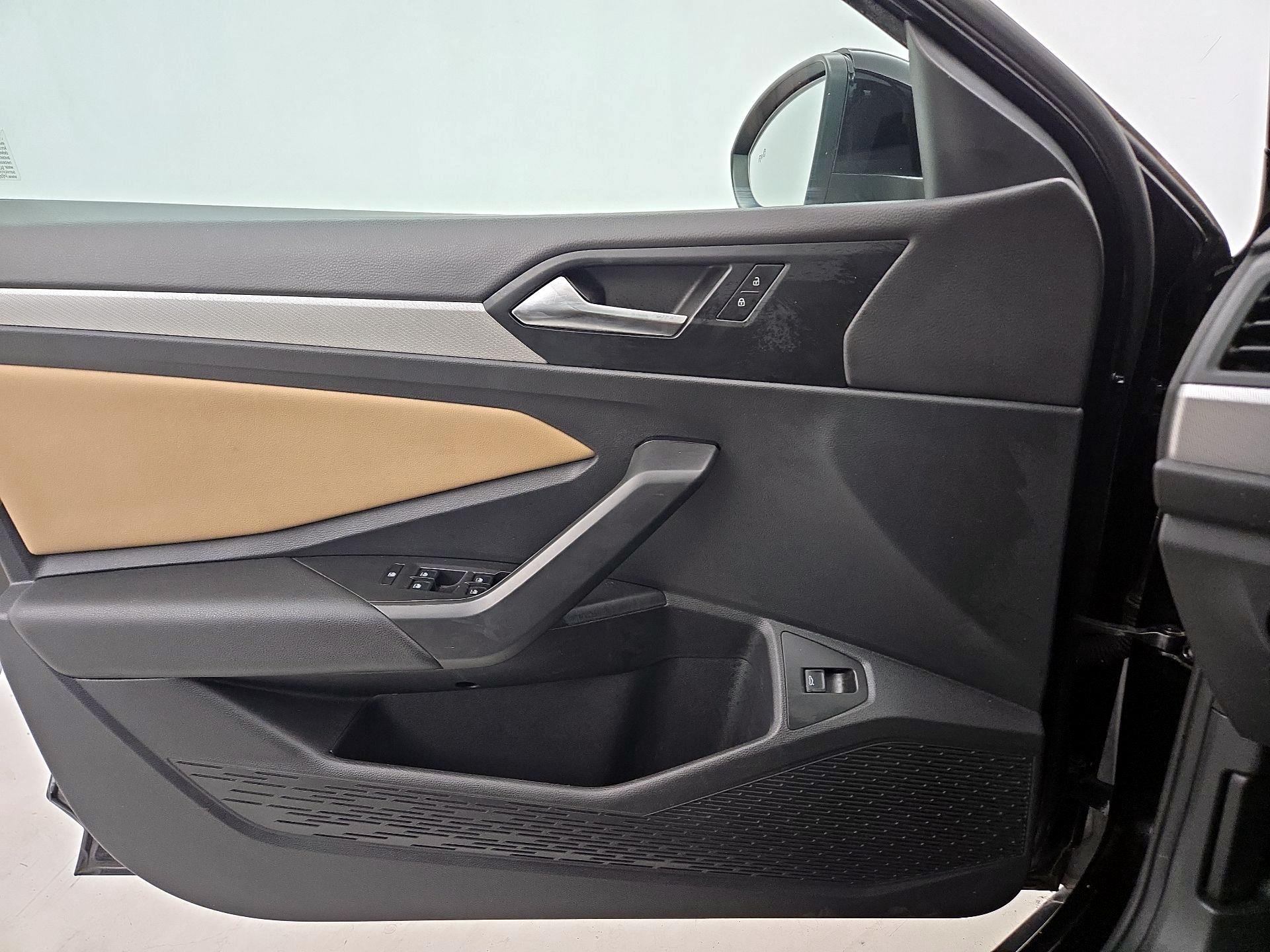 Thumbnail: 2020 Volkswagen Jetta - 12