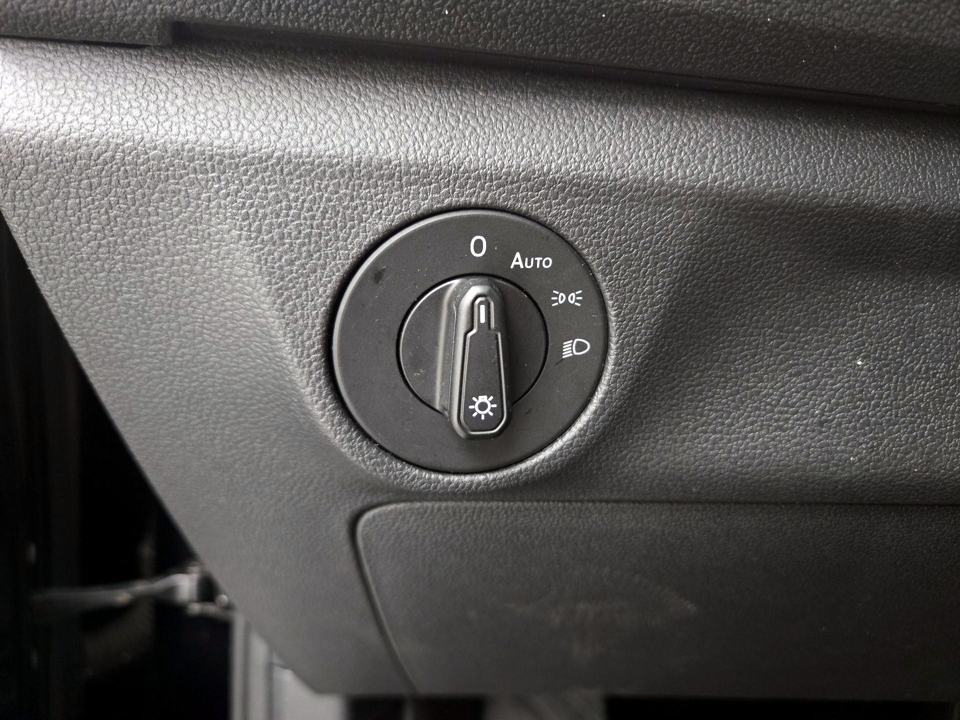 Thumbnail: 2020 Volkswagen Jetta - 13