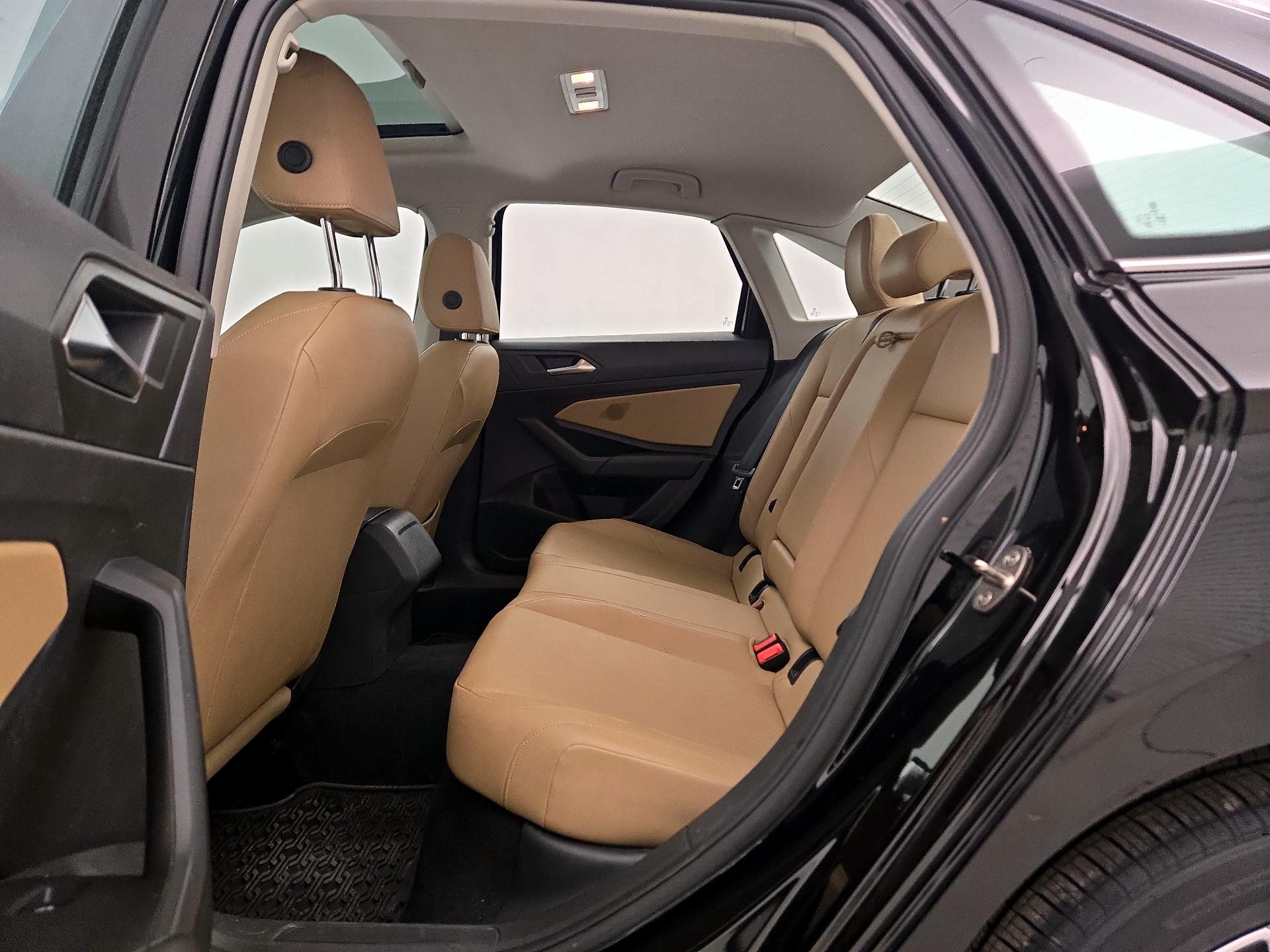 Thumbnail: 2020 Volkswagen Jetta - 20