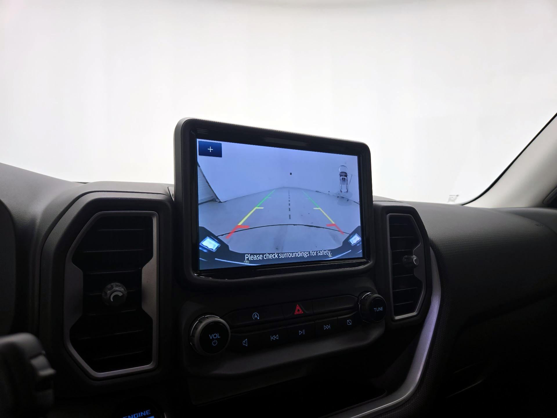 Thumbnail: 2021 Ford Bronco Sport - 14