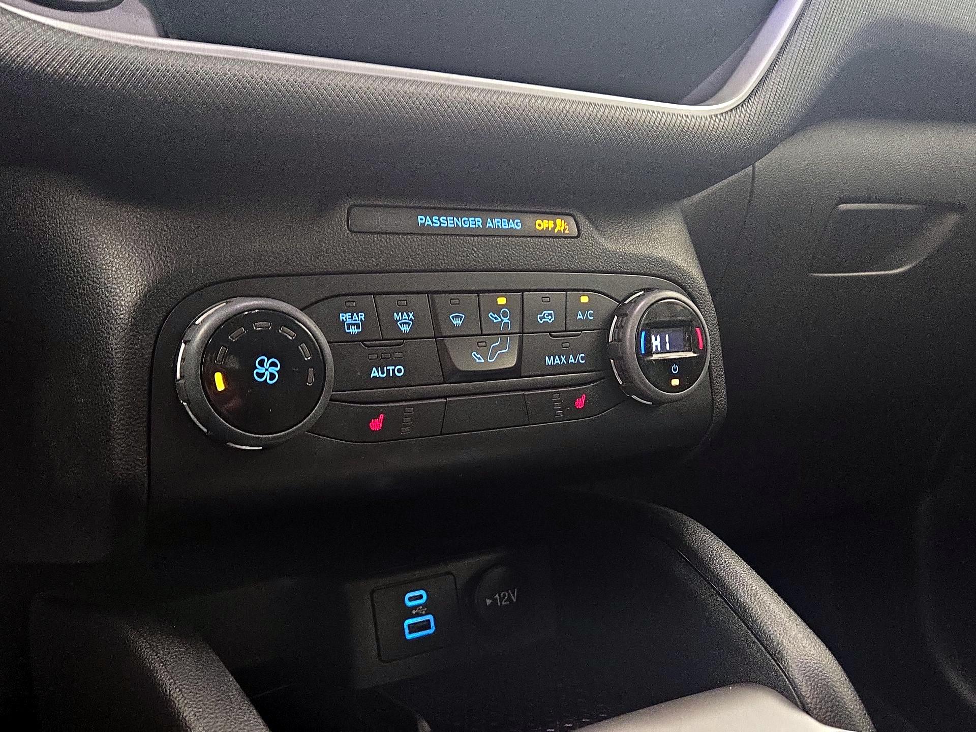 Thumbnail: 2021 Ford Bronco Sport - 16