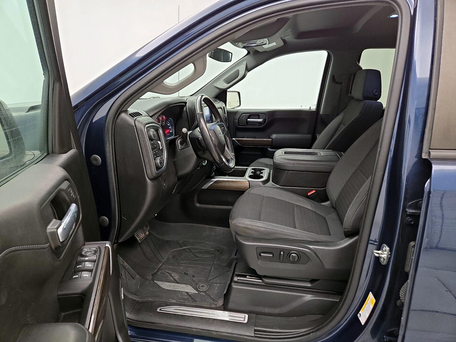 Thumbnail: 2021 Chevrolet Silverado 1500 - 11