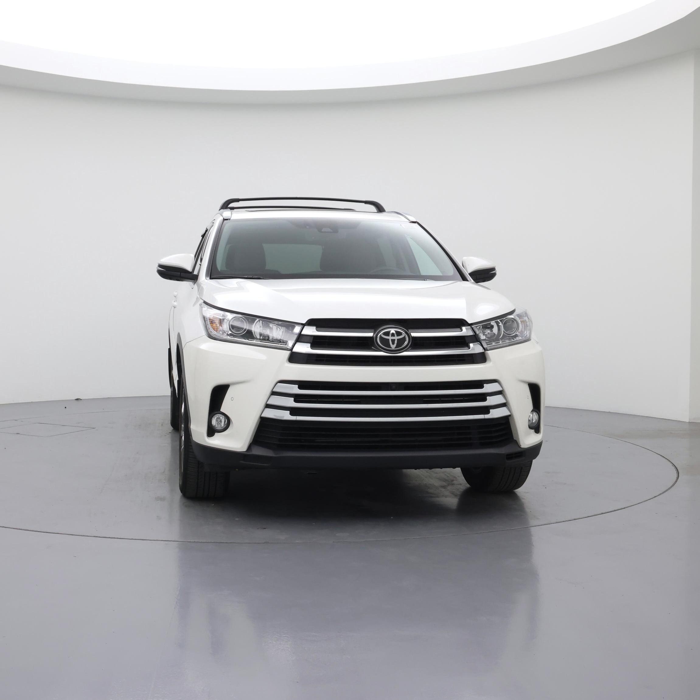 Thumbnail: 2017 Toyota Highlander - 5