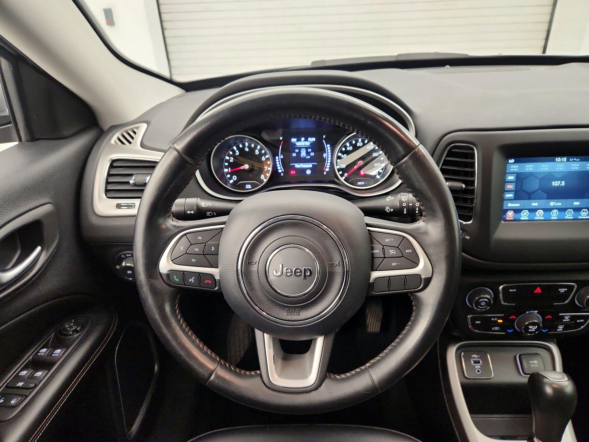 Thumbnail: 2019 Jeep Compass - 10