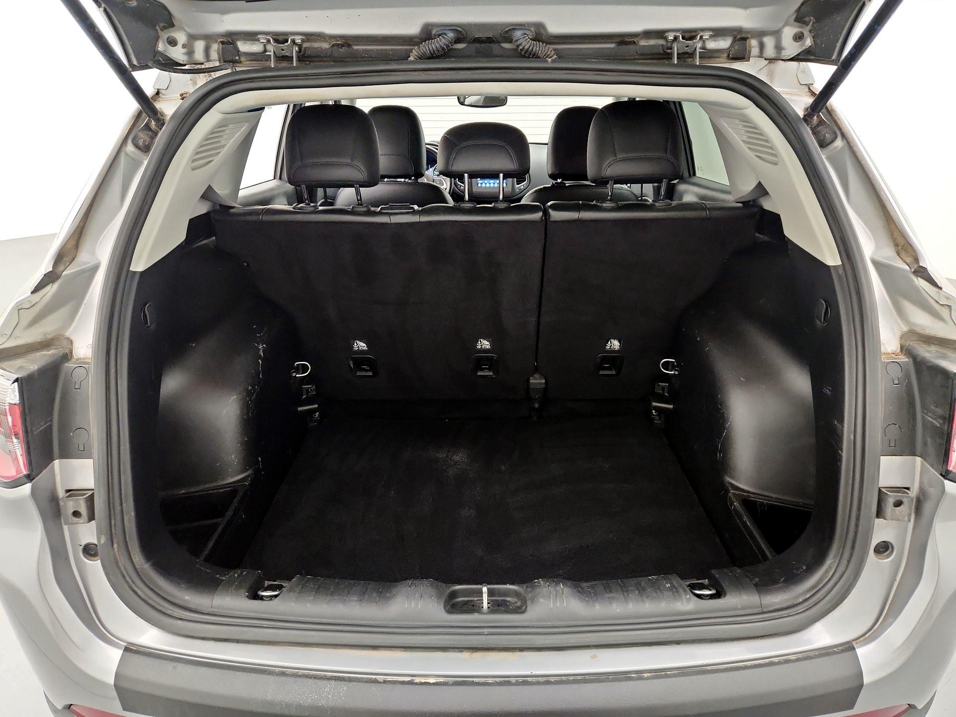 Thumbnail: 2019 Jeep Compass - 20