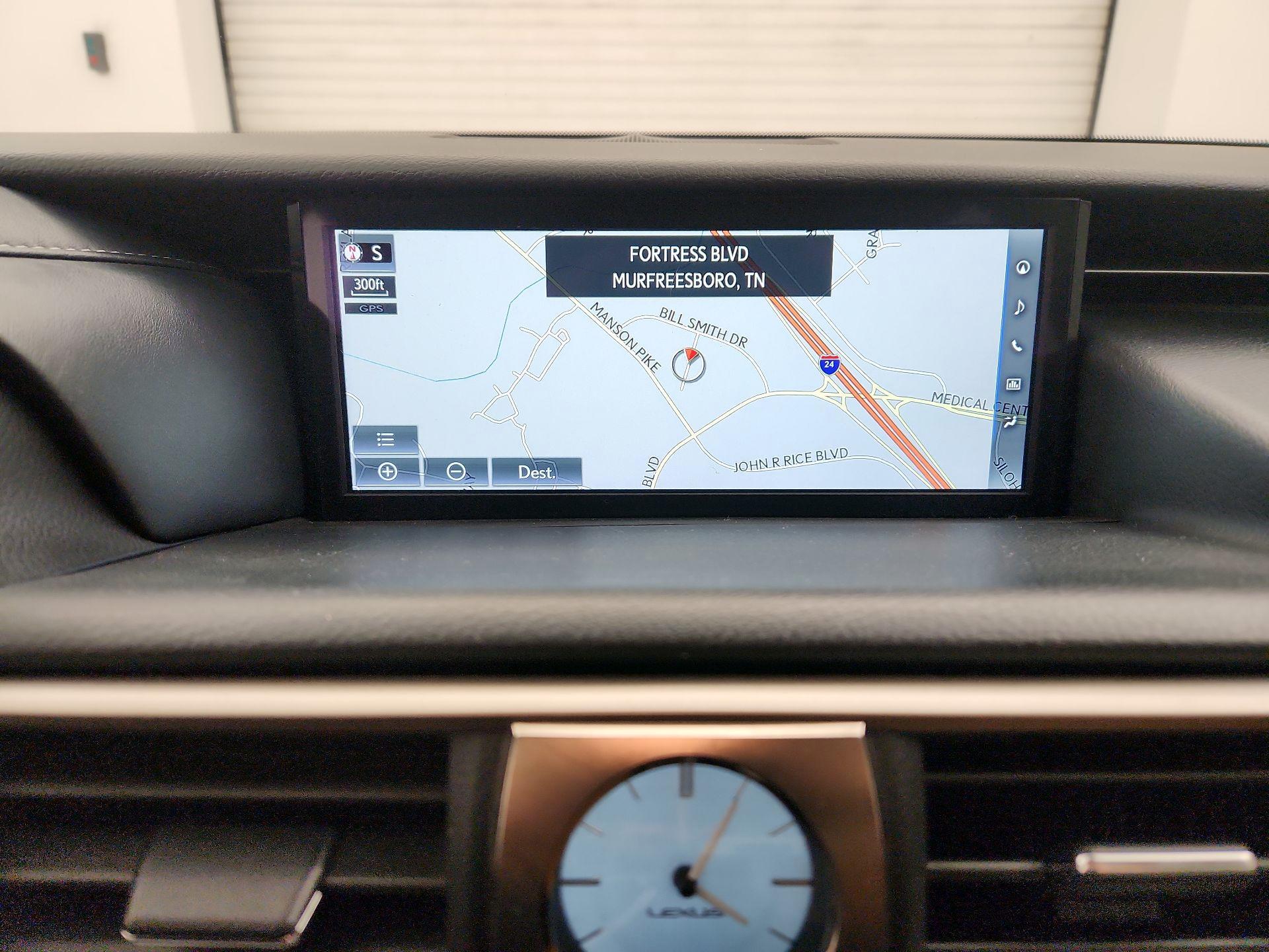 Thumbnail: 2018 Lexus IS - 14