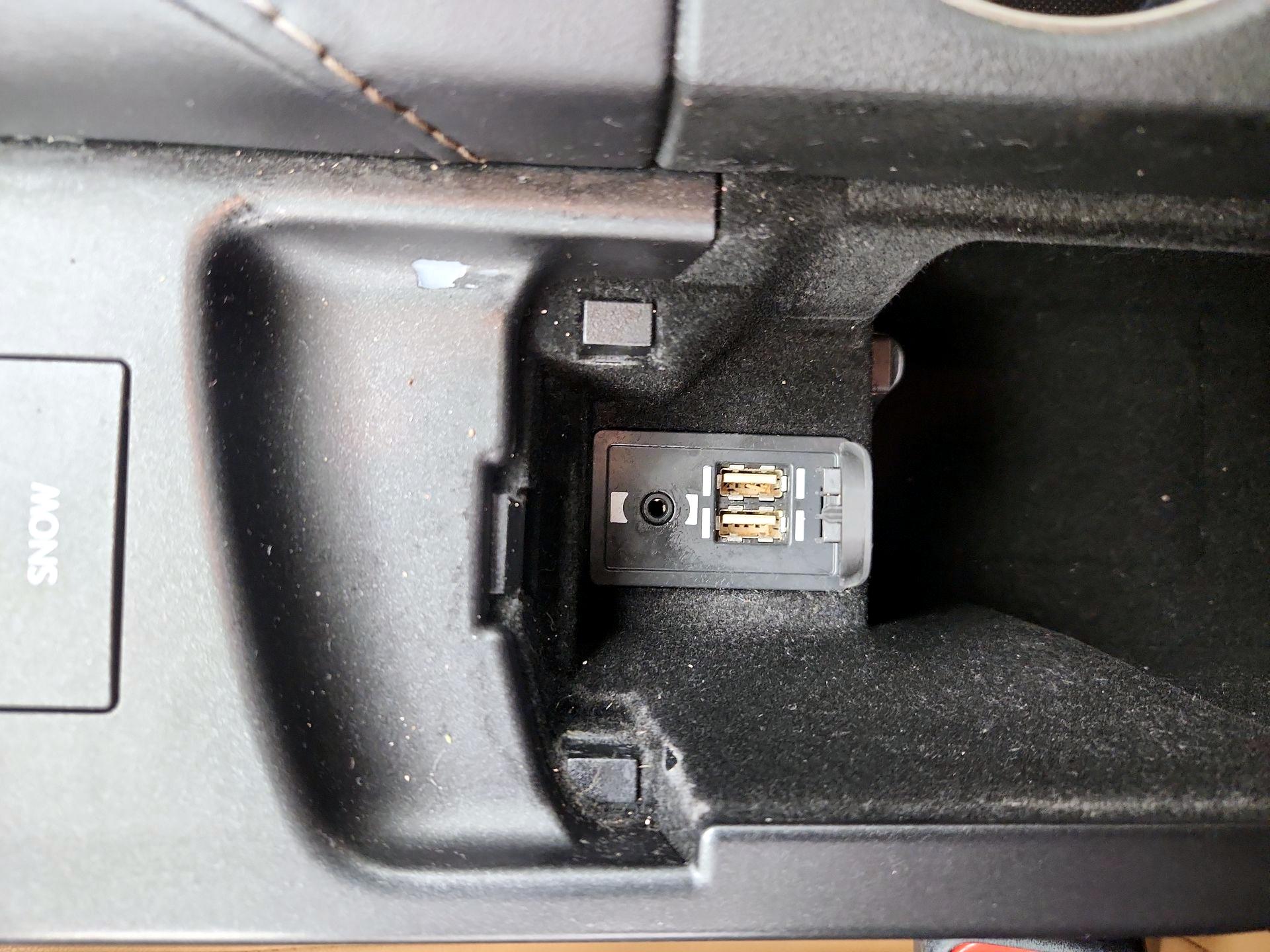 Thumbnail: 2018 Lexus IS - 19