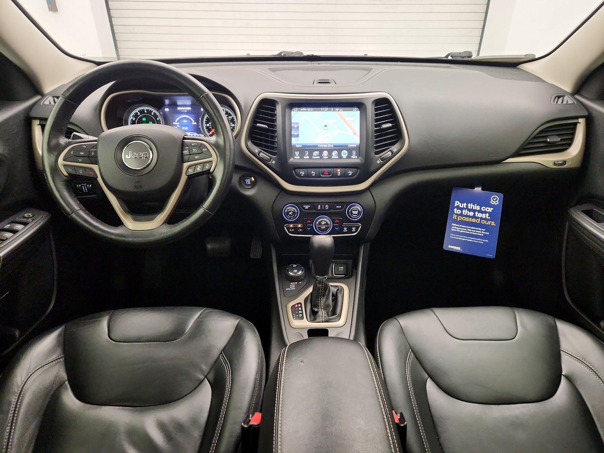 Thumbnail: 2015 Jeep Cherokee - 9