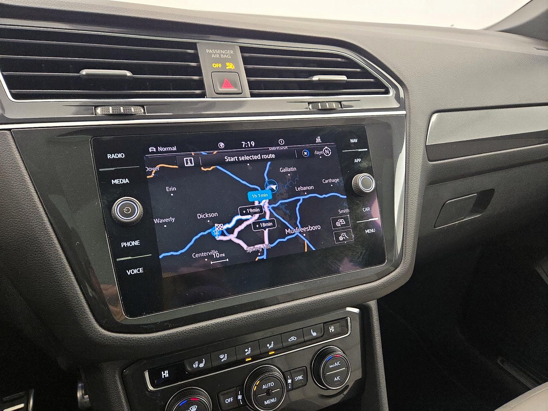 Thumbnail: 2021 Volkswagen Tiguan - 14