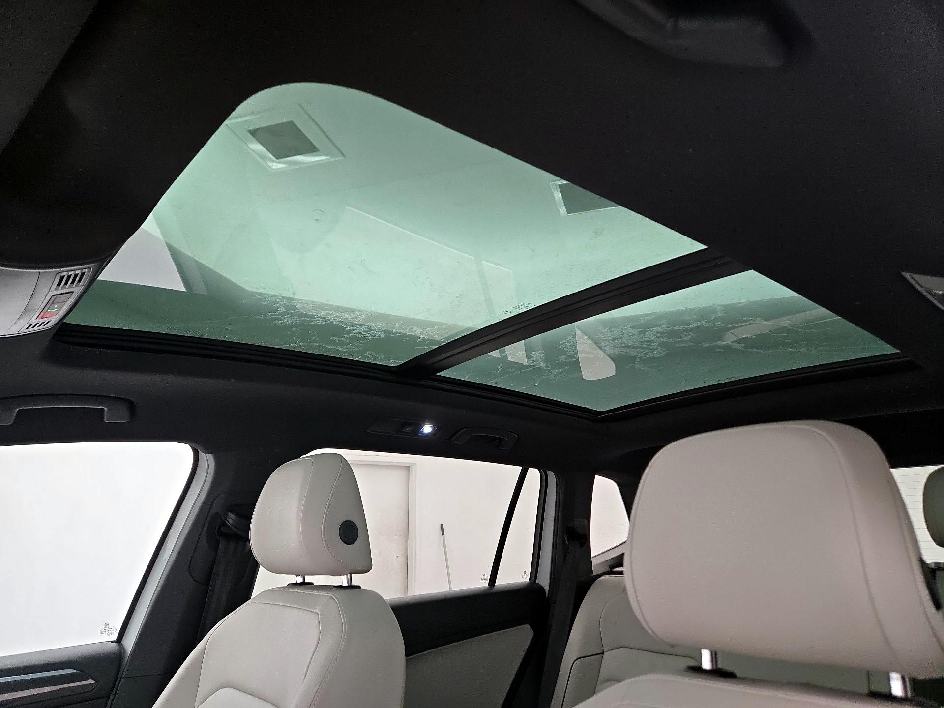 Thumbnail: 2021 Volkswagen Tiguan - 20