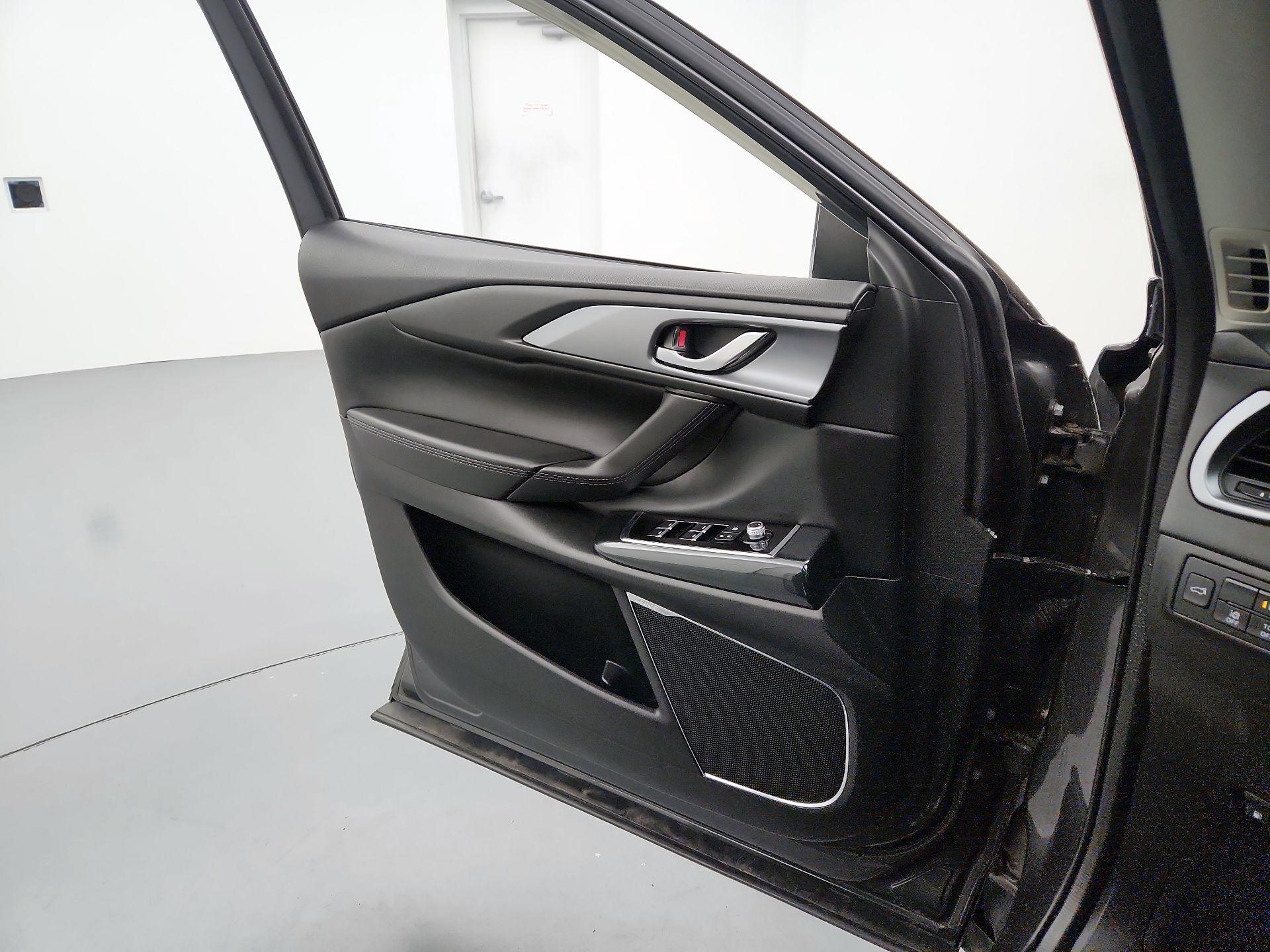 Thumbnail: 2019 Mazda CX-9 - 12