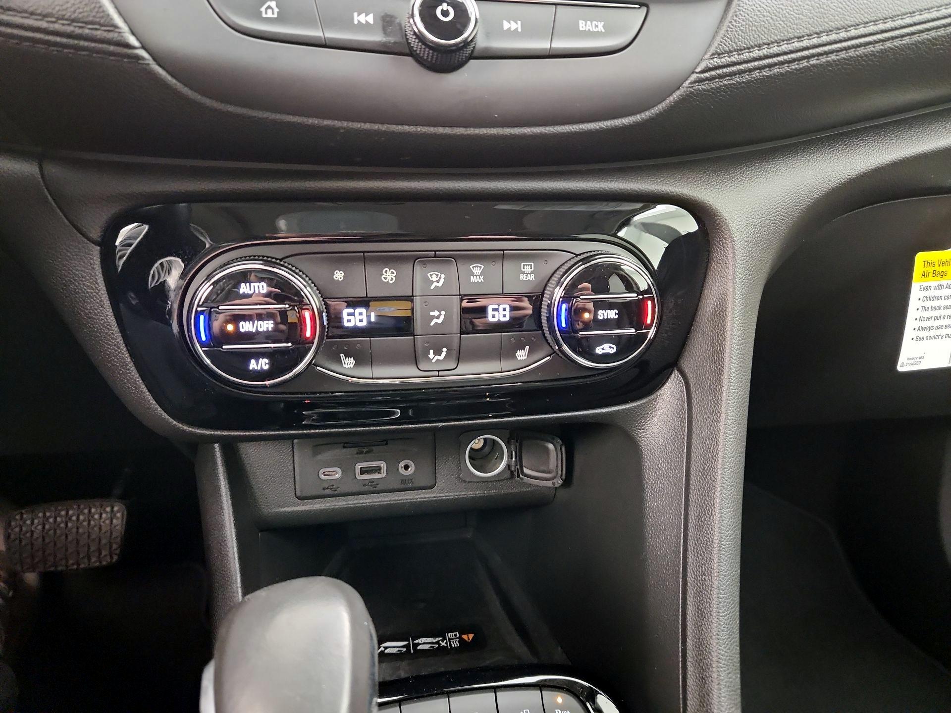 Thumbnail: 2020 Buick Encore GX - 16