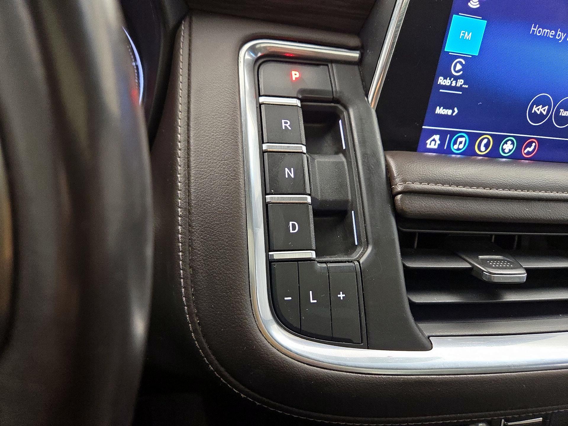 Thumbnail: 2021 Chevrolet Tahoe - 17