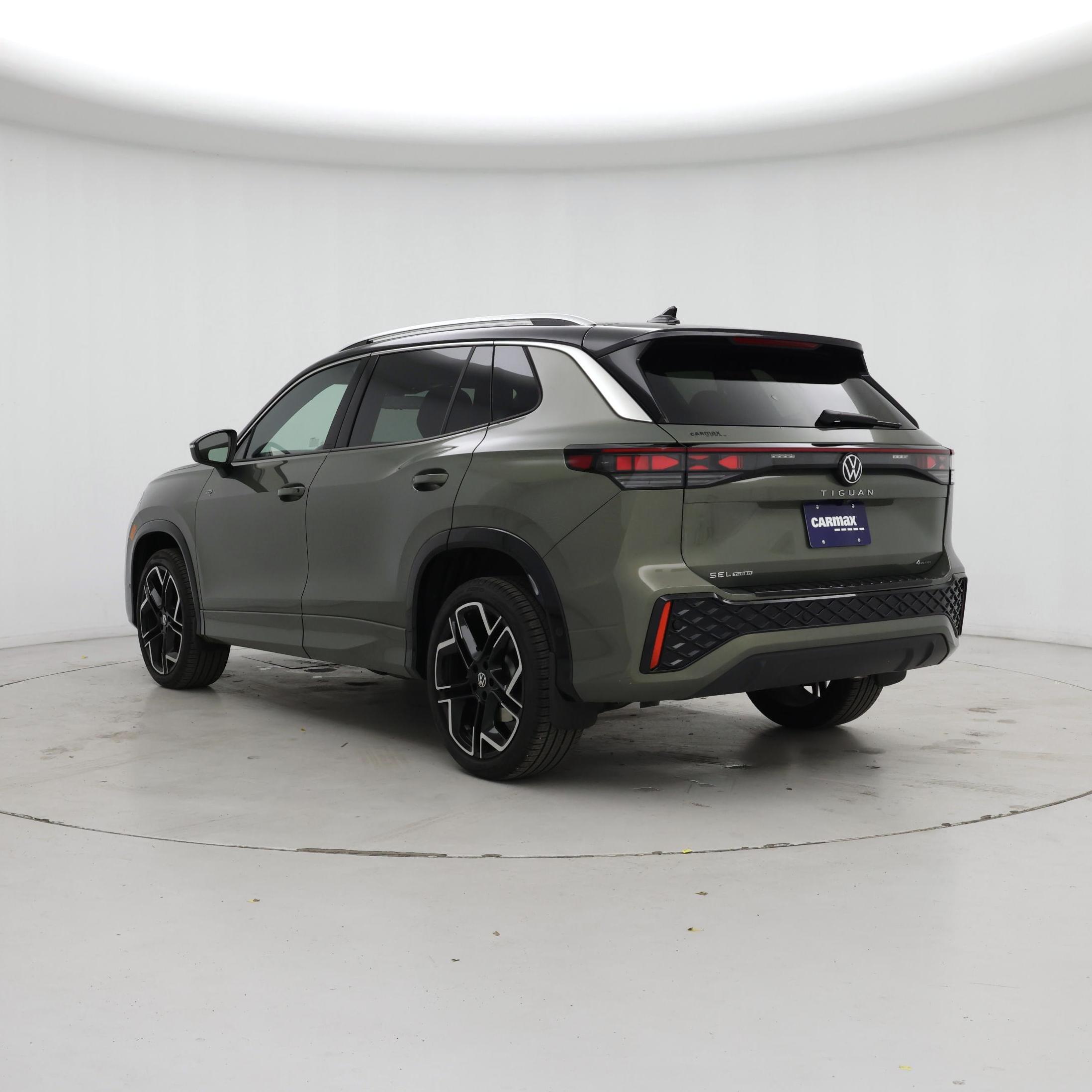 Thumbnail: 2026 Volkswagen Tiguan - 2