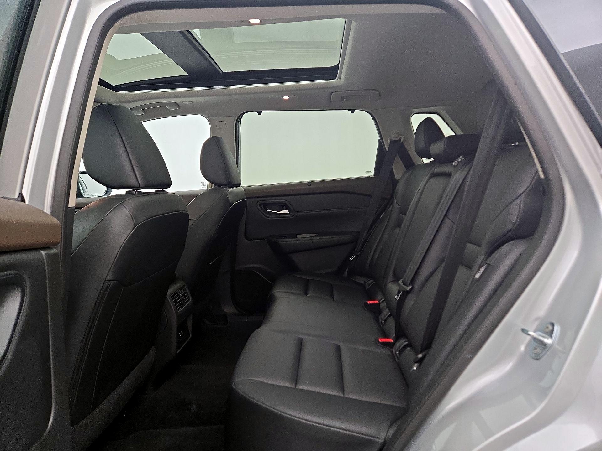 Thumbnail: 2023 Nissan Rogue - 20