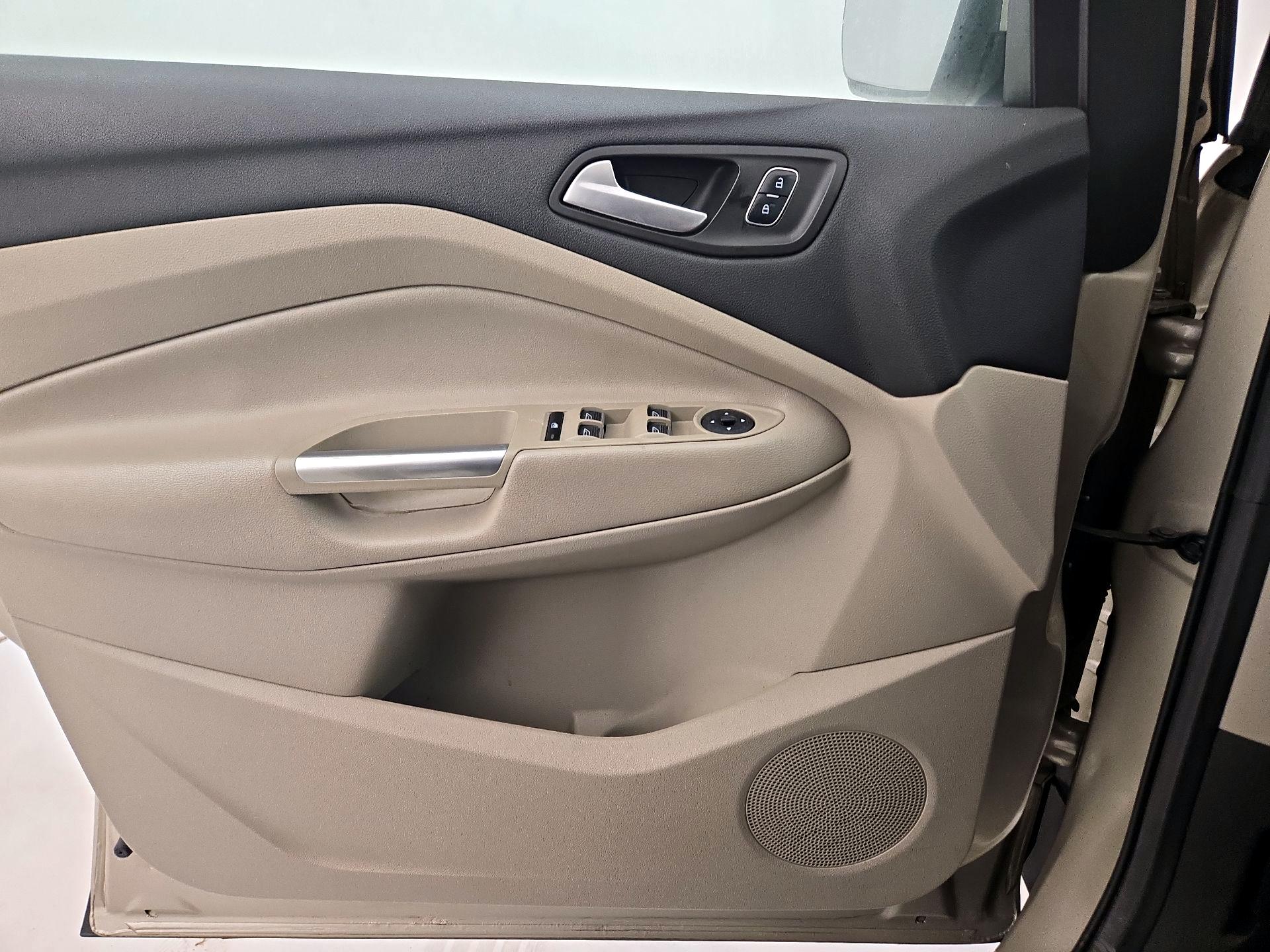 Thumbnail: 2017 Ford Escape - 12