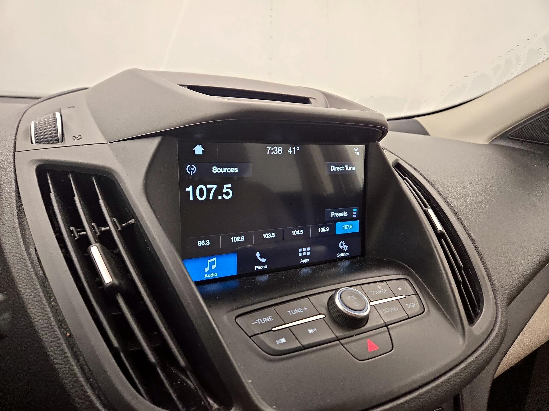 Thumbnail: 2017 Ford Escape - 15