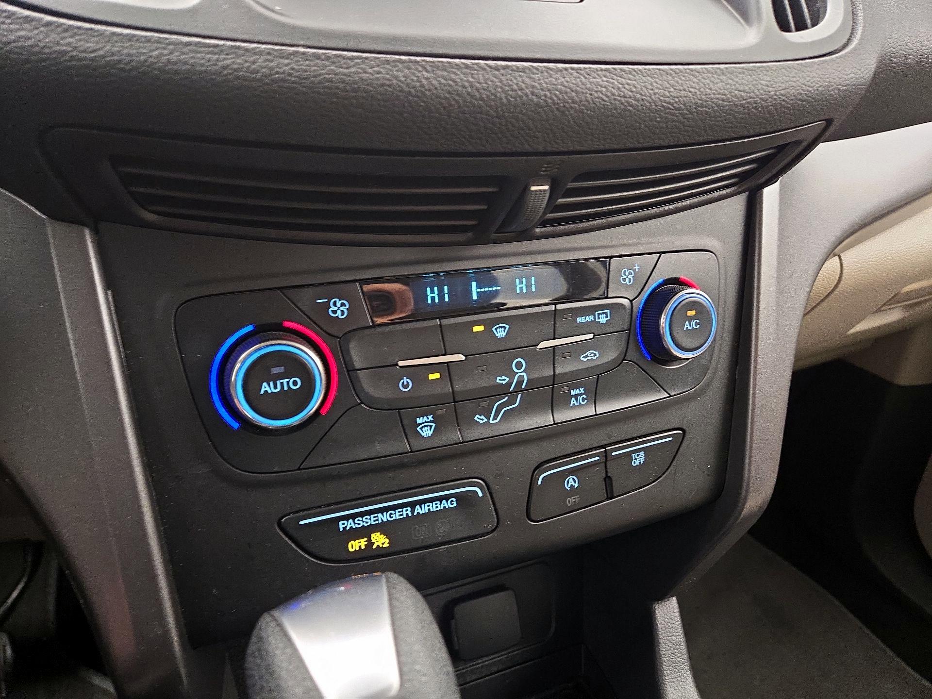 Thumbnail: 2017 Ford Escape - 16