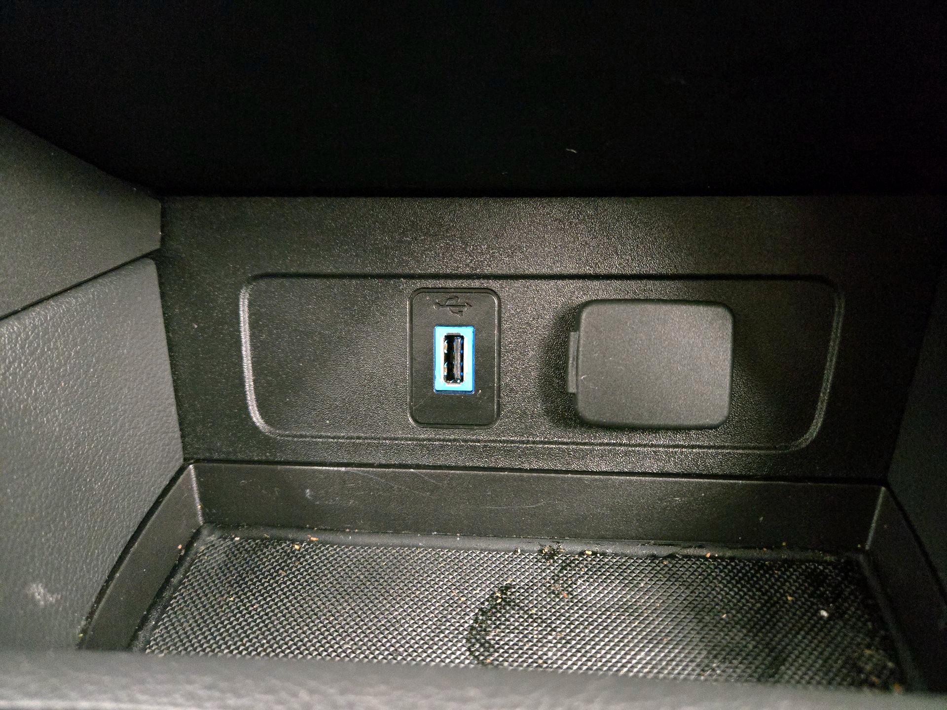 Thumbnail: 2017 Ford Escape - 18